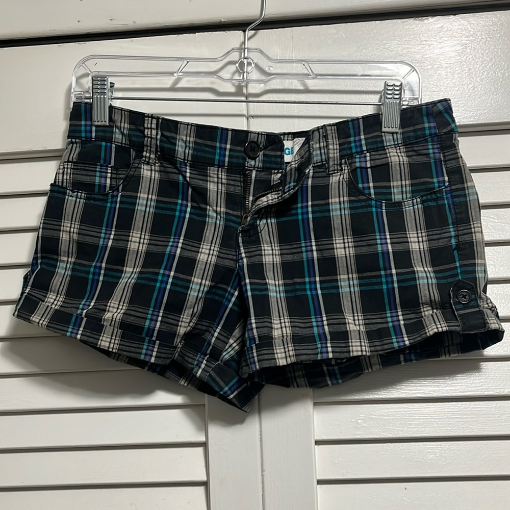 Garage plaid shorts size 3 super nice material
